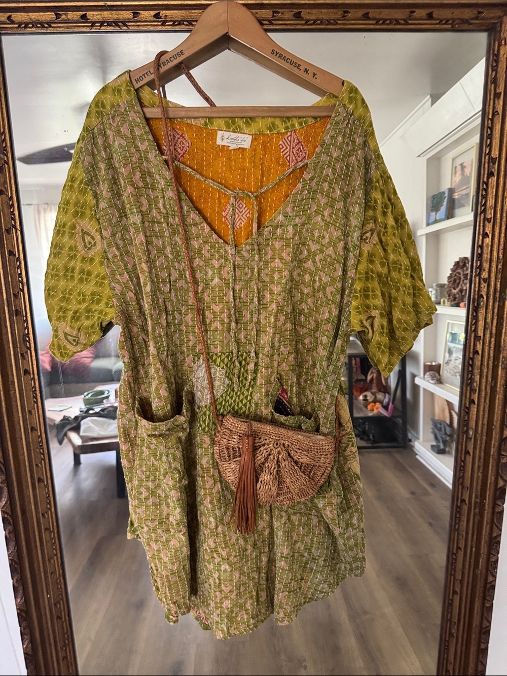 Kantha Bae Boho Tunic with Pockets - Picture 2 of 3